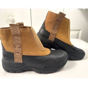 Women's Lands End Waterproof Boot Size 6.5